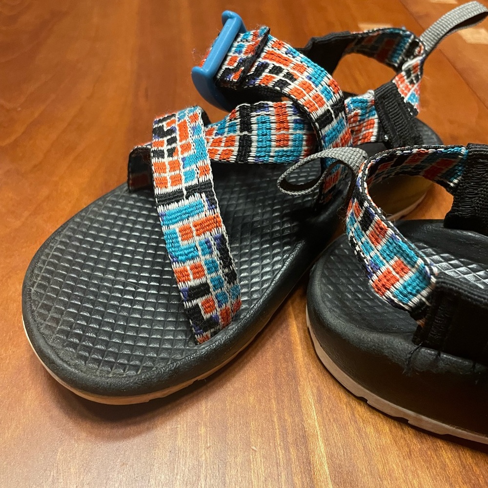 Girls Chaco sz13